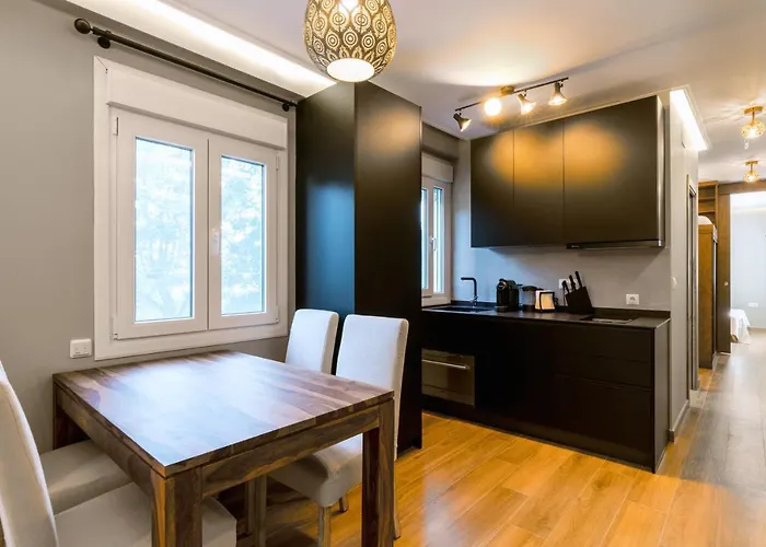 Triana Apartments Deluxe