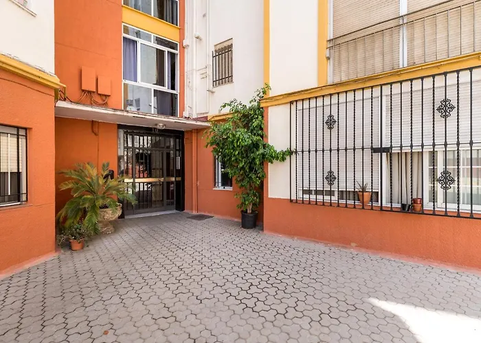 Triana Apartments Deluxe